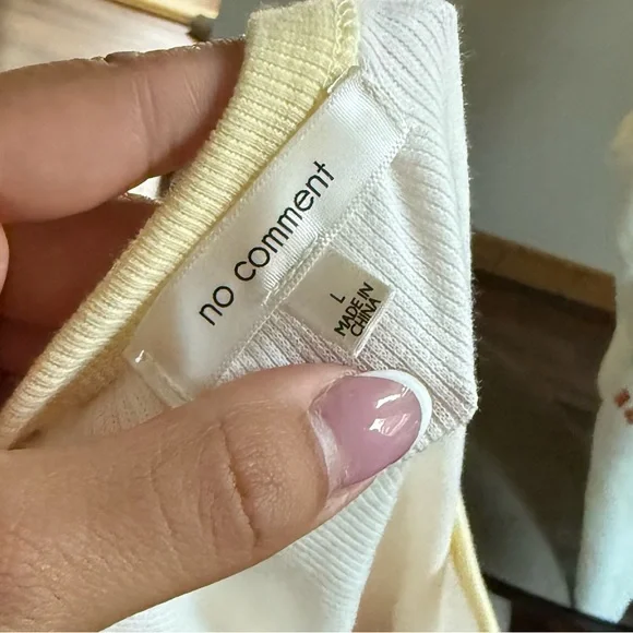 Vintage Surfing Graphic Tee - Large Cropped - Picture 3 of 3